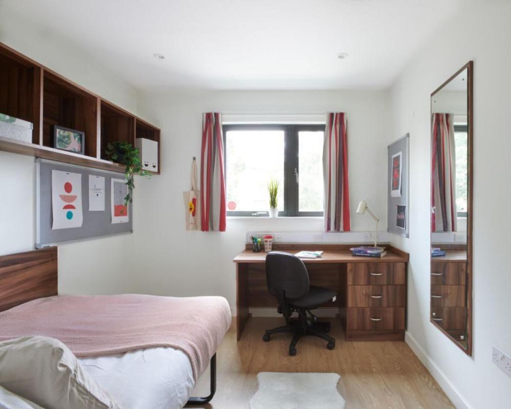Zeni Ensuite Rooms In Exeter Dış mekan fotoğraf